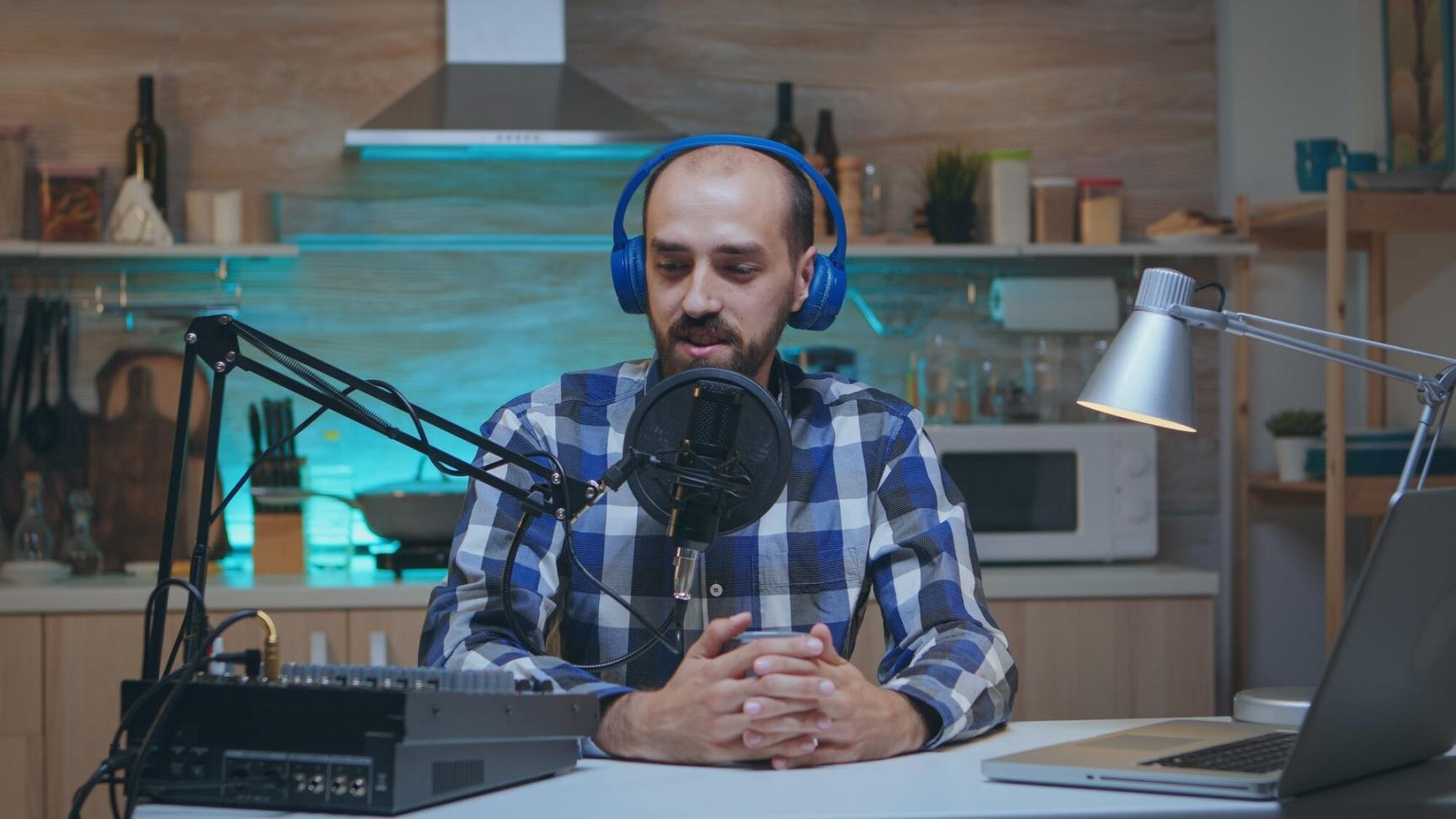 Intervijas un pētniecības materiāli